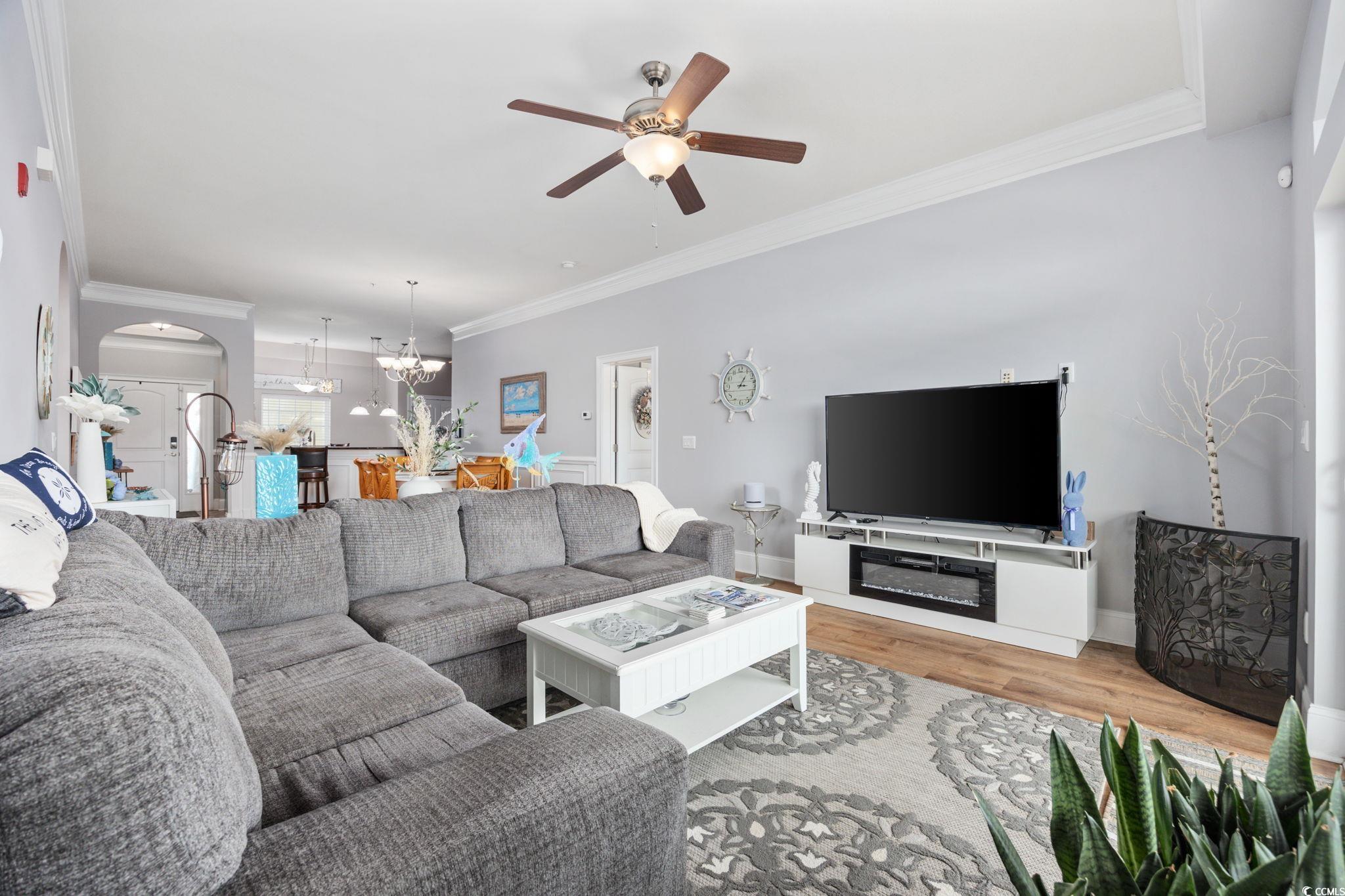 265 Venice Way Unit: 1-404