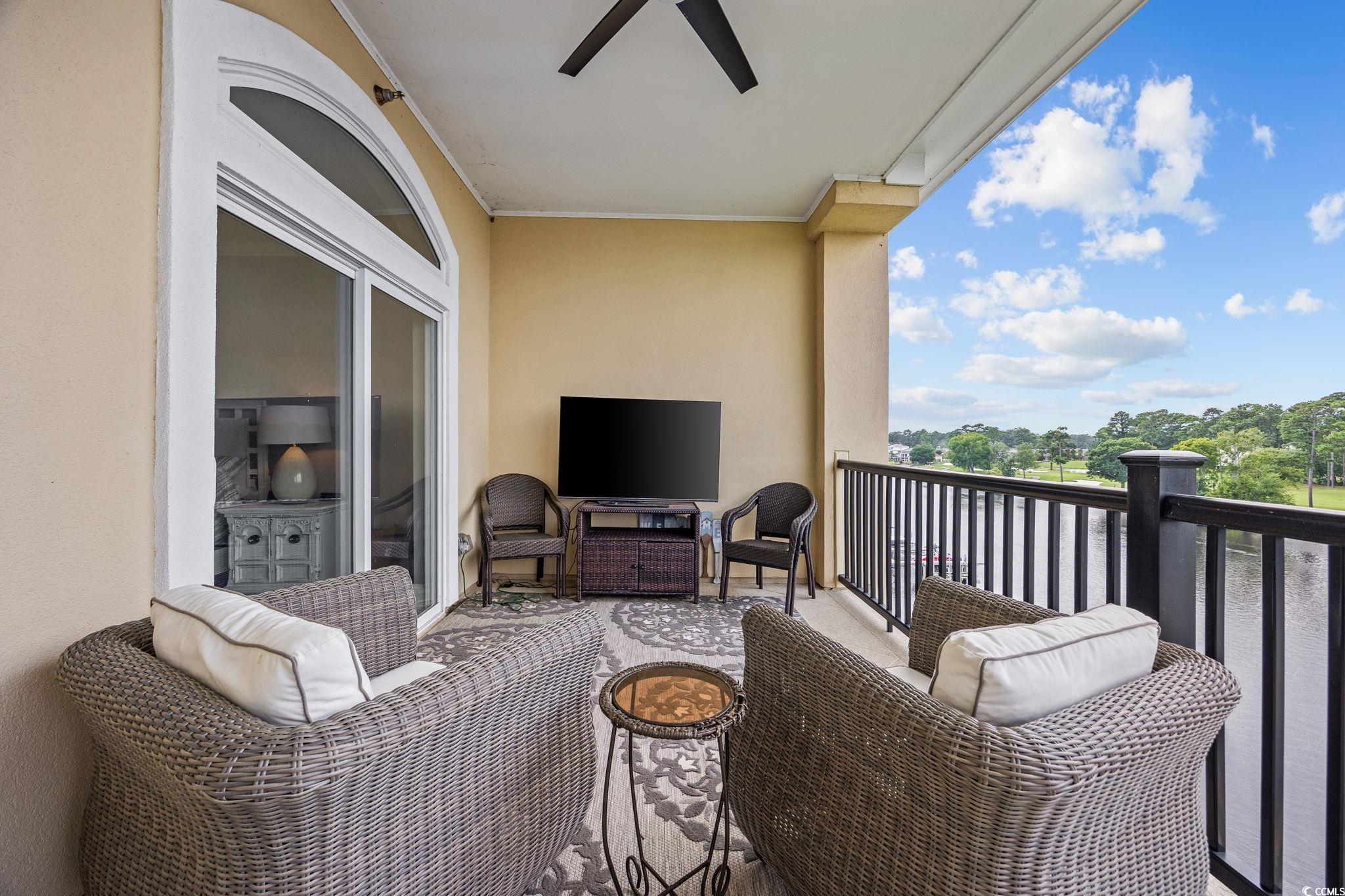 265 Venice Way Unit: 1-404