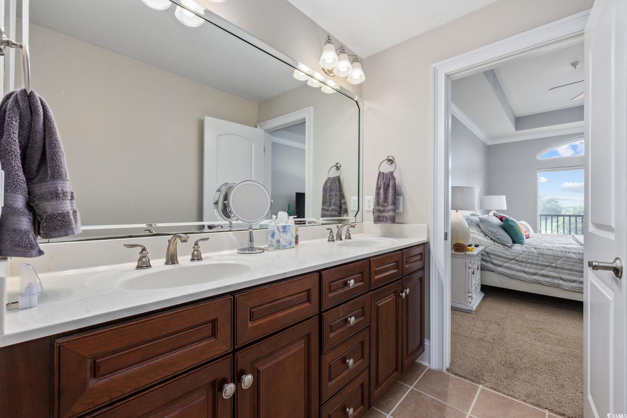 265 Venice Way Unit: 1-404