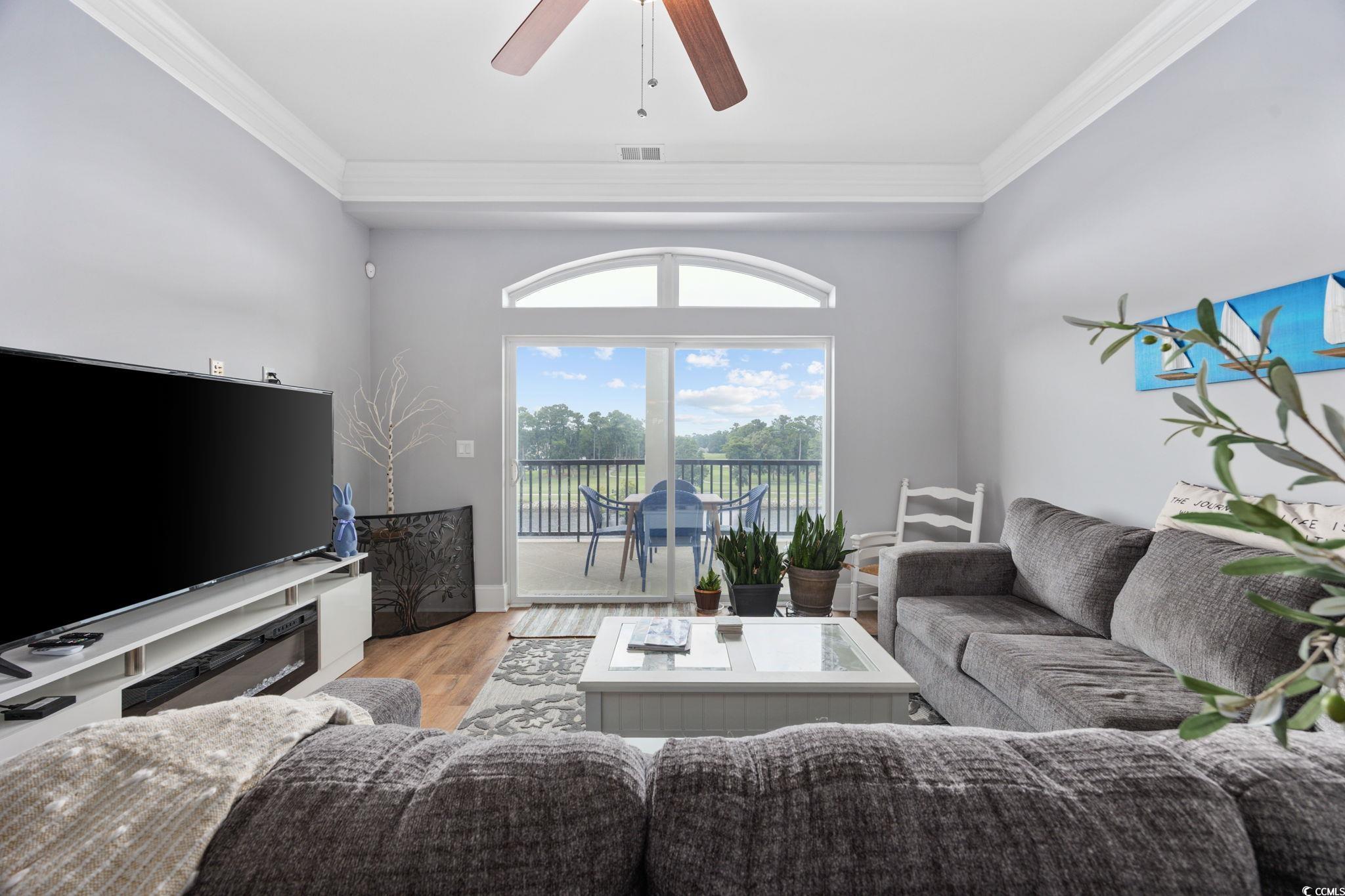 265 Venice Way Unit: 1-404