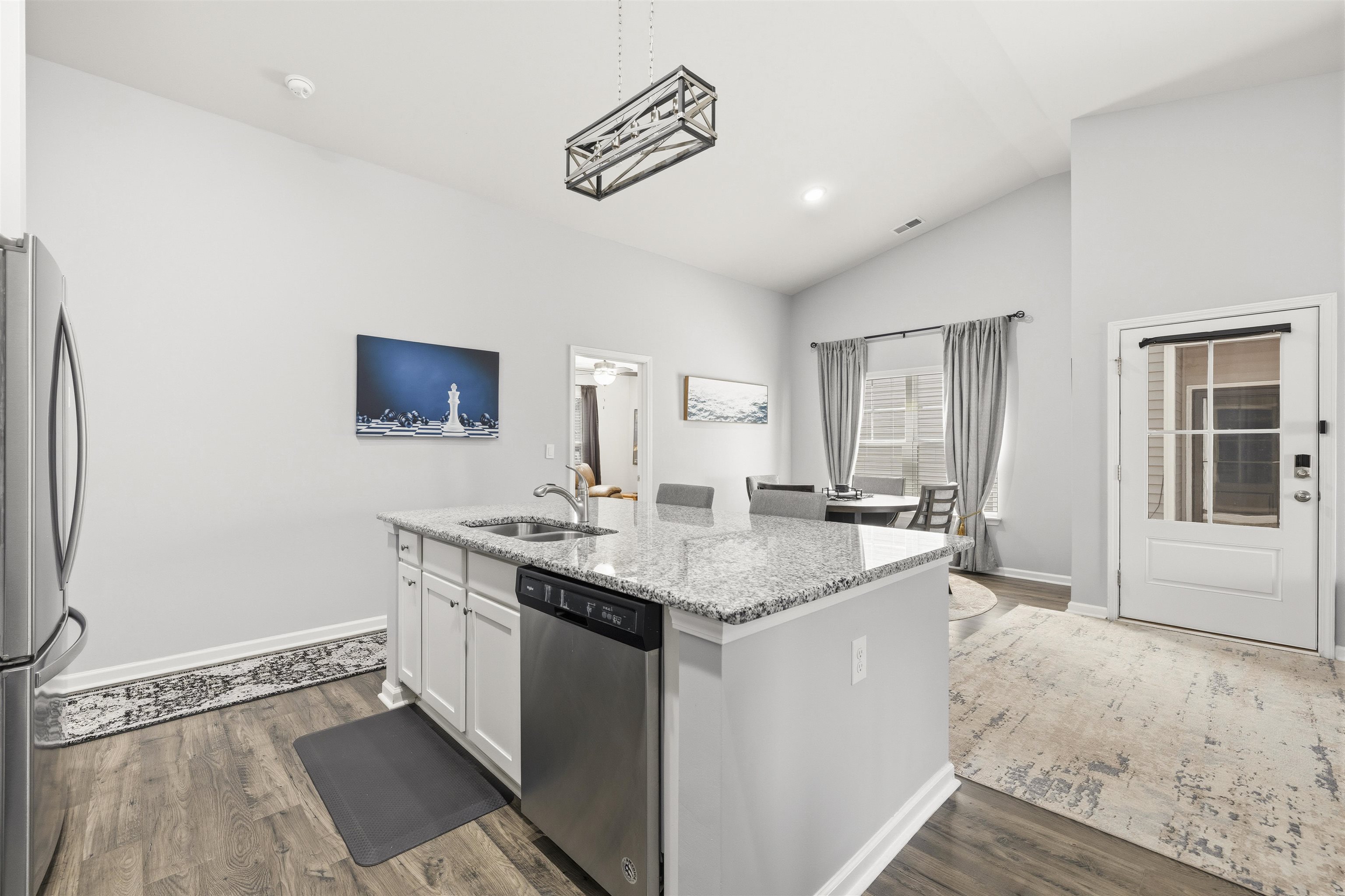 1807 Berkley Village Loop