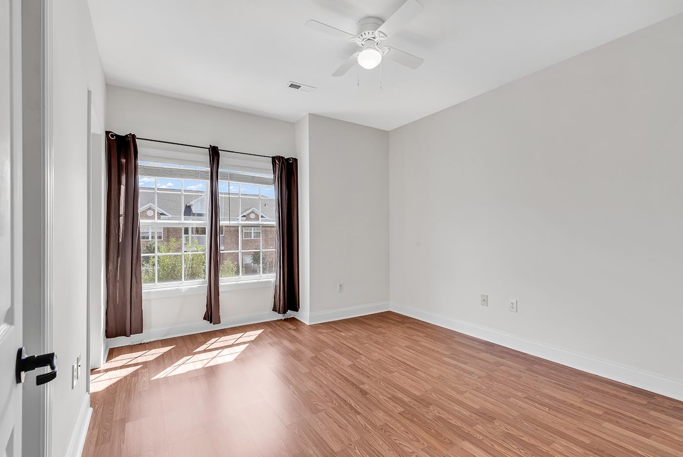 2061 Silvercrest Dr. Unit: 7E