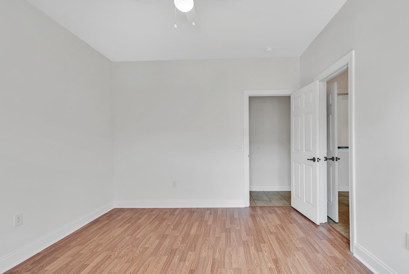 2061 Silvercrest Dr. Unit: 7E