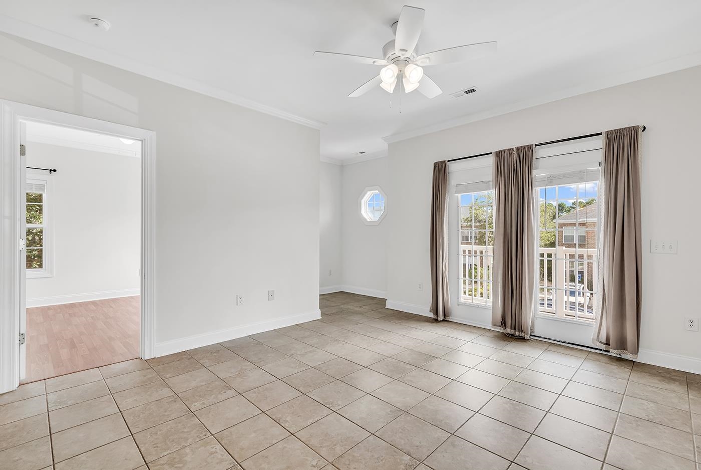 2061 Silvercrest Dr. Unit: 7E