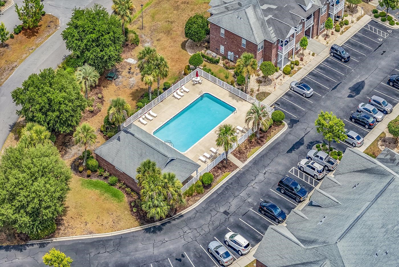 2061 Silvercrest Dr. Unit: 7E