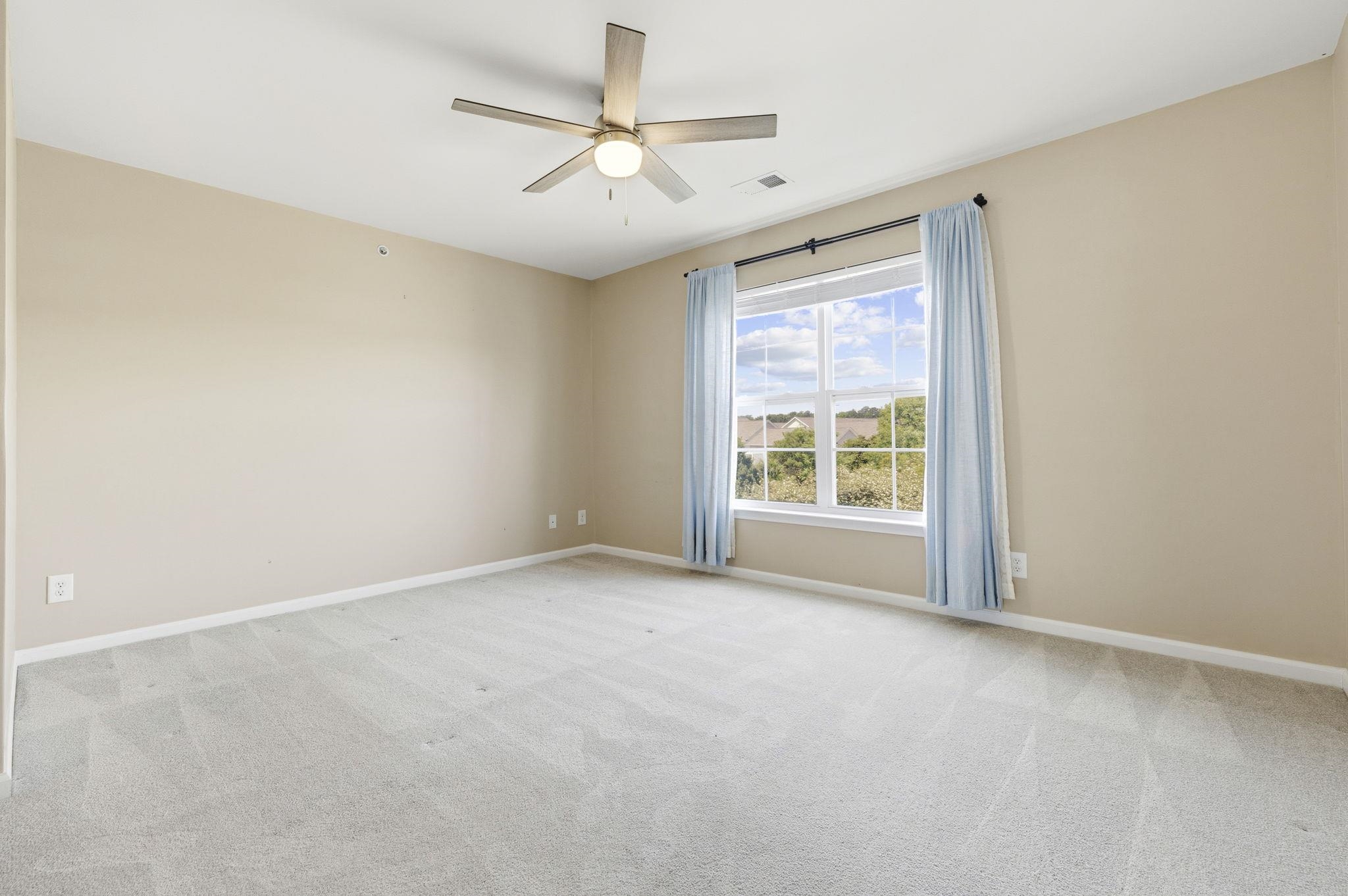 113 Butkus Dr. Unit: 6