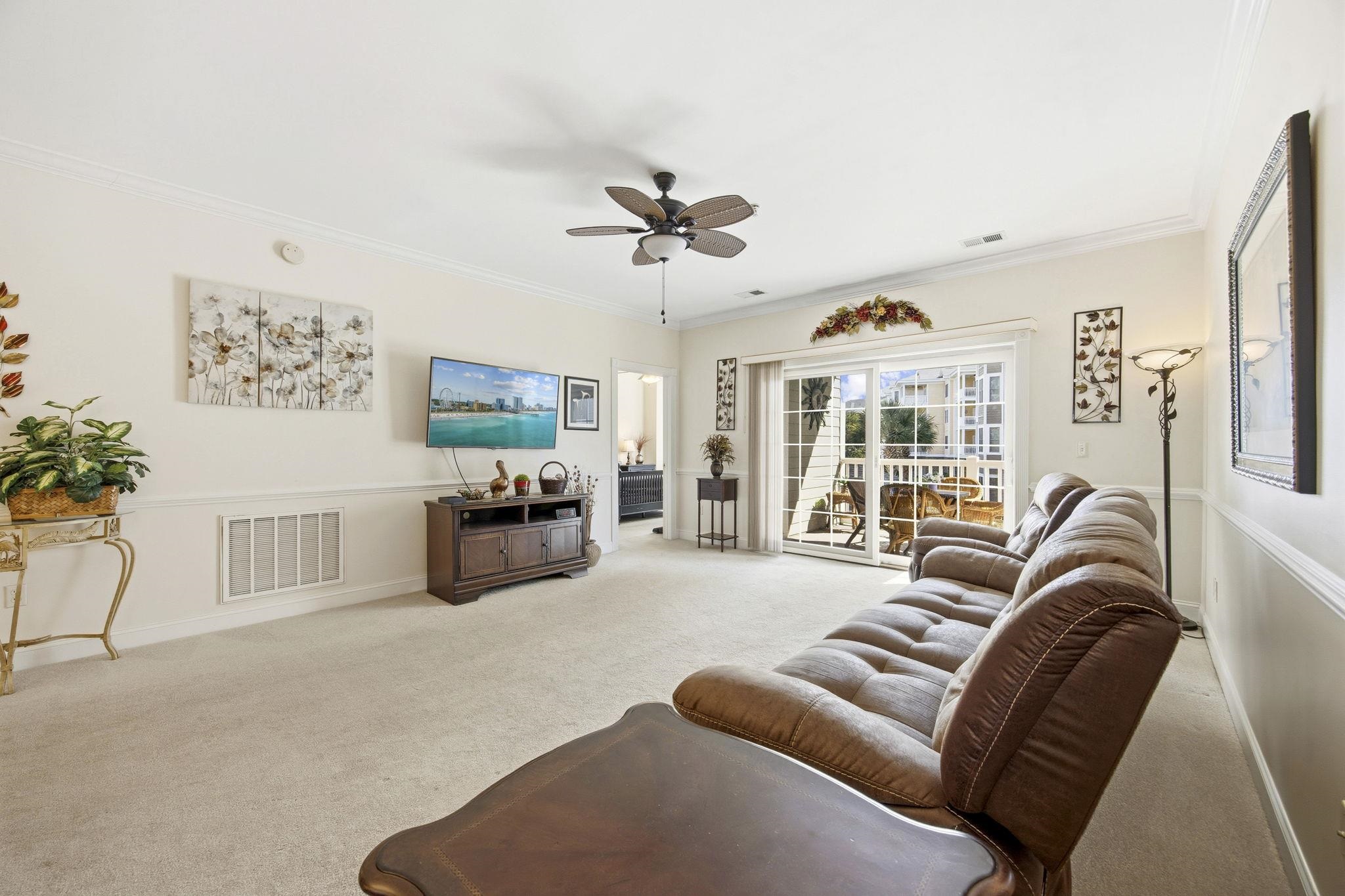 4895 Luster Leaf Circle Unit: 204