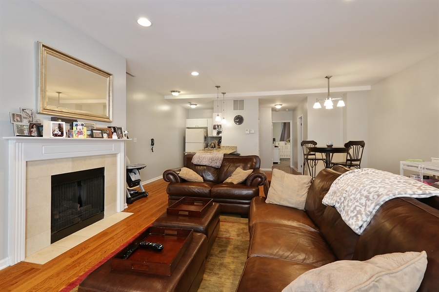 3516 N SHEFFIELD Avenue Unit: 2RS