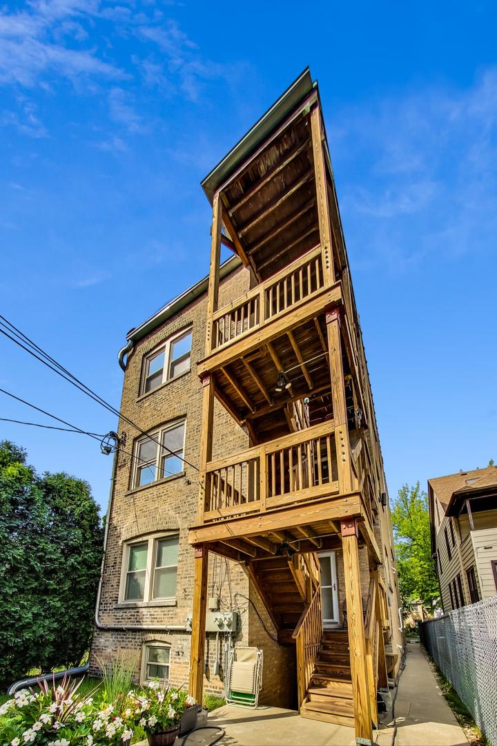 4835 N LEAVITT Street Unit: 2