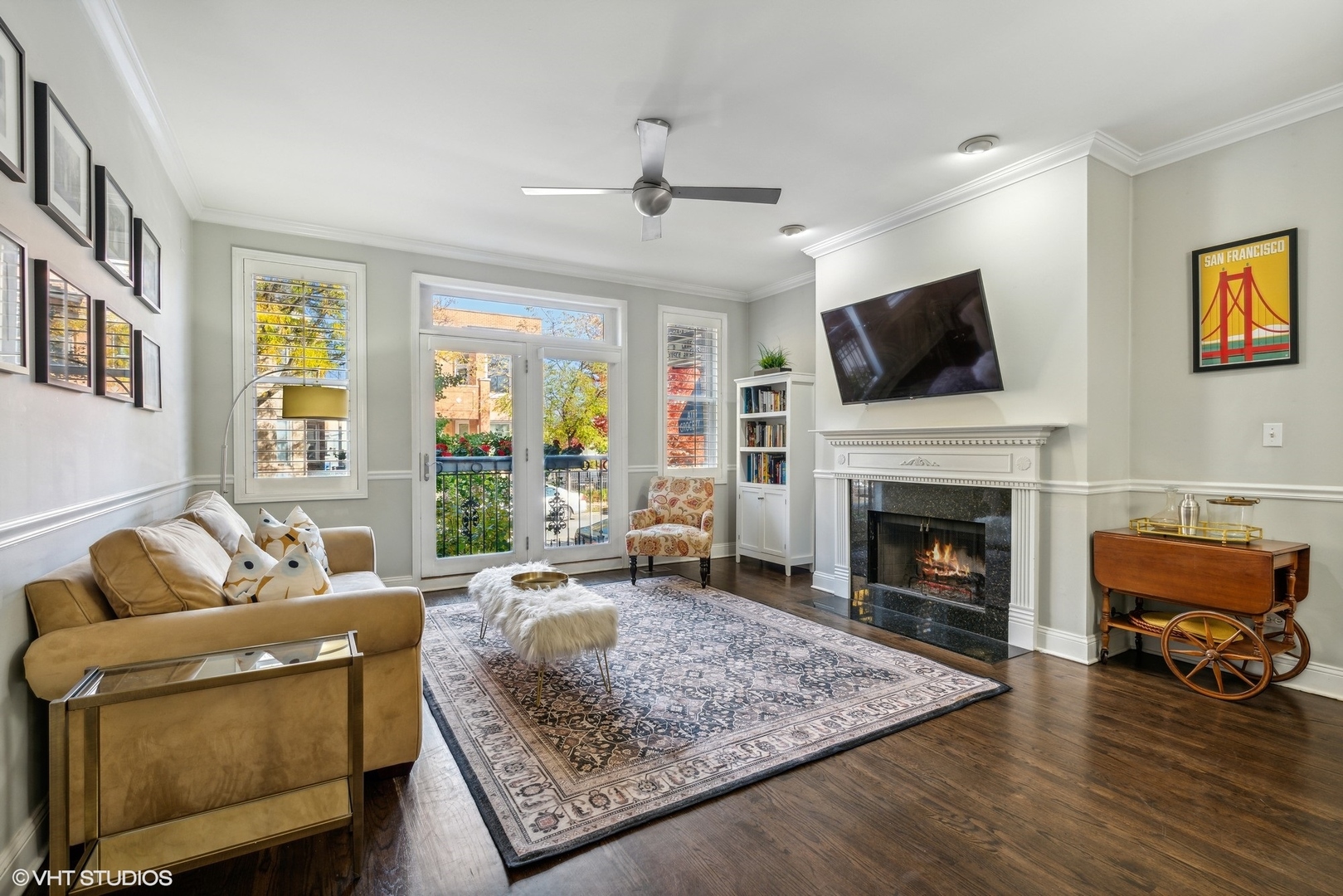 3818 N Clark Street Unit: 1S