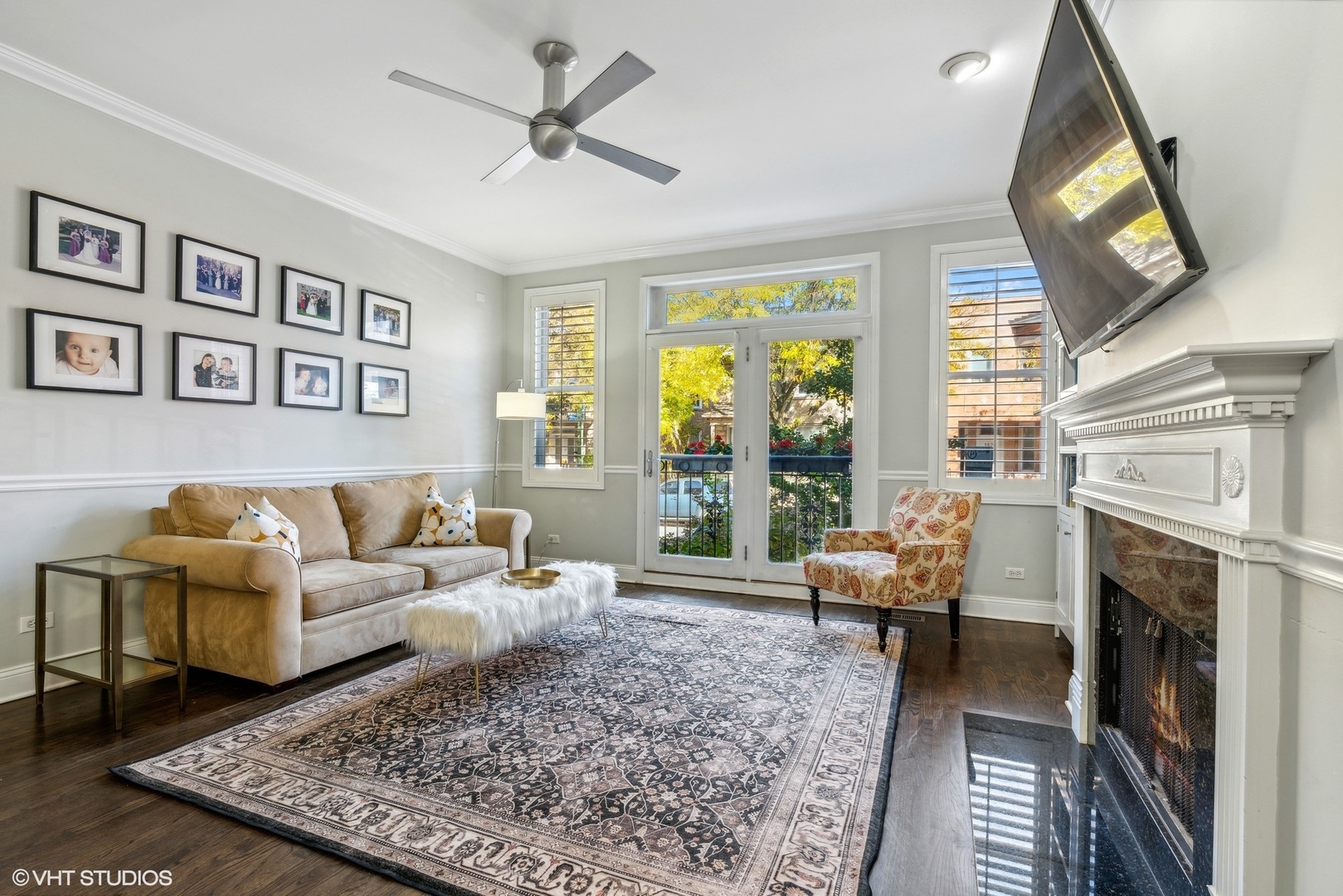 3818 N Clark Street Unit: 1S