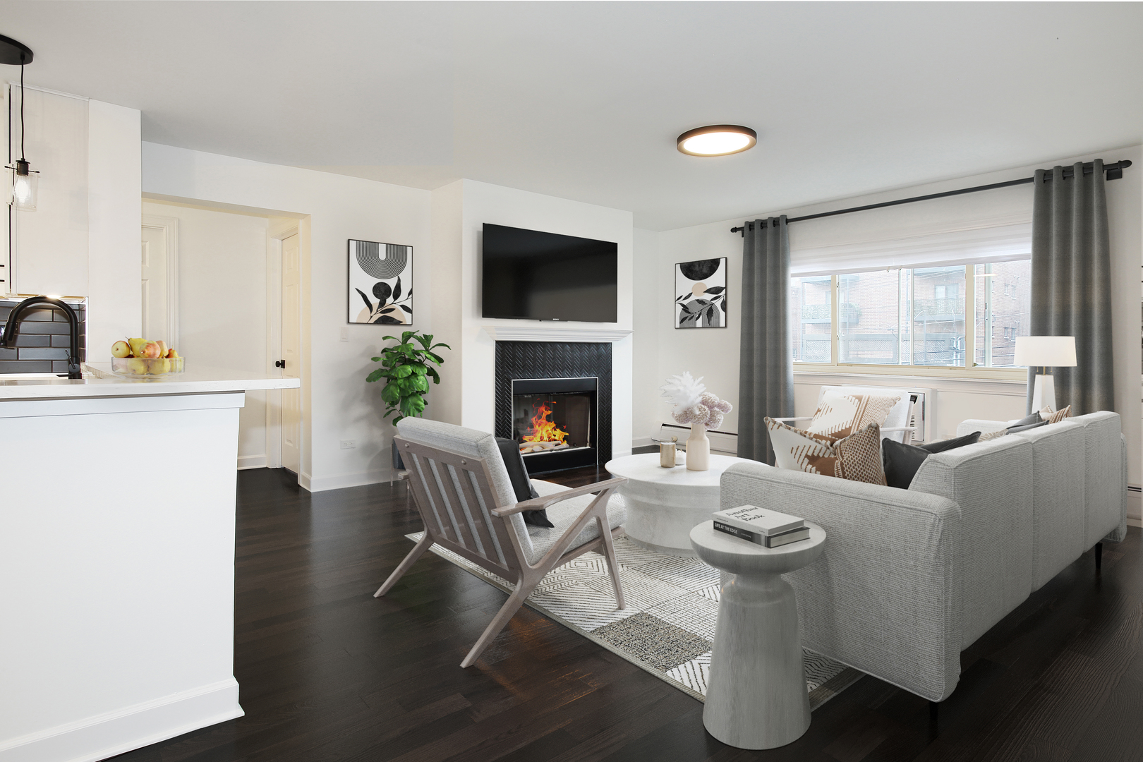 900 W FULLERTON Avenue Unit: 3J