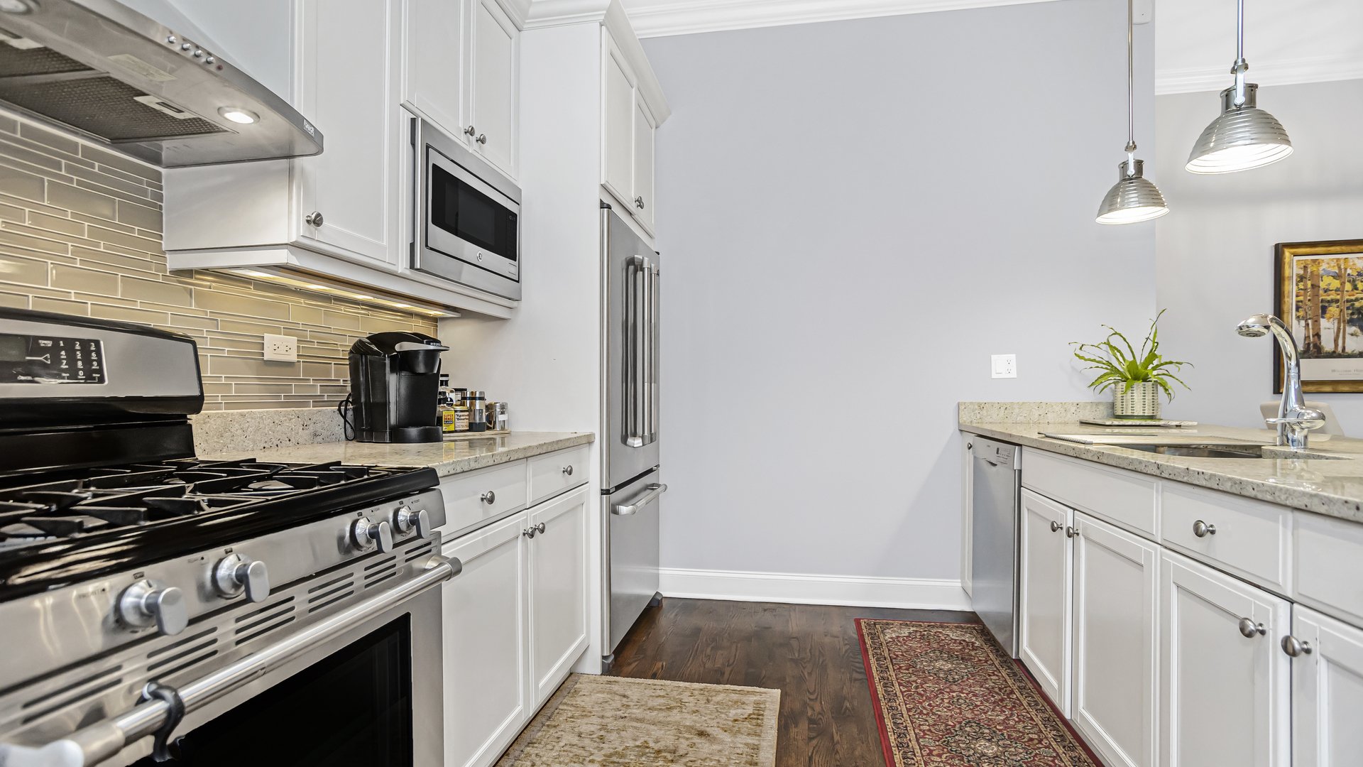 4815 N Damen Avenue Unit: 402