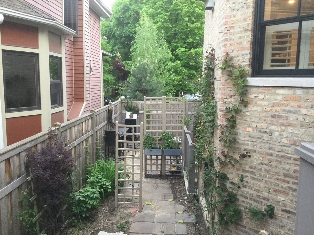 2160 W Leland Avenue Unit: GDN
