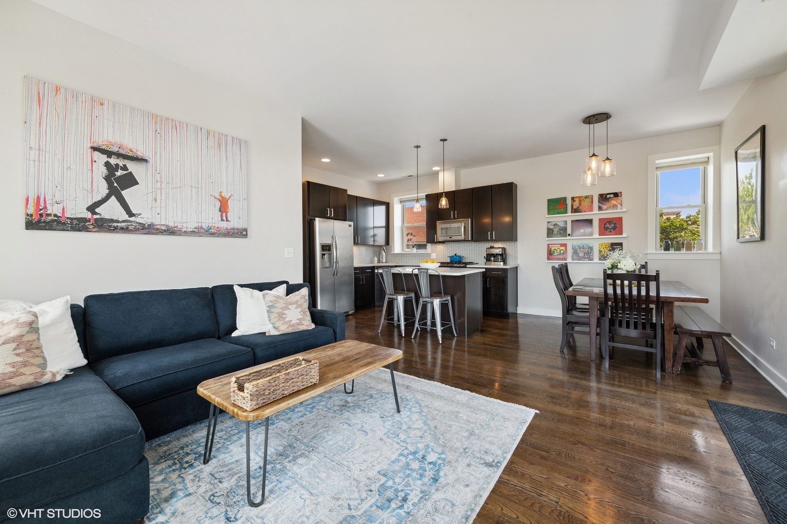 1927 N HONORE Street Unit: 4B