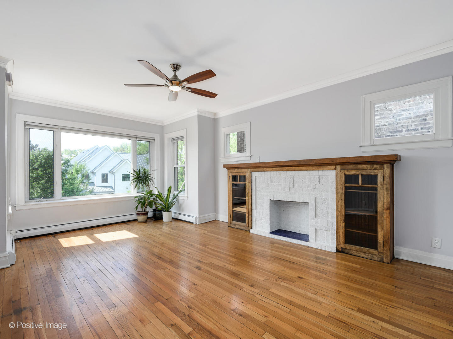 2554 W Pensacola Avenue