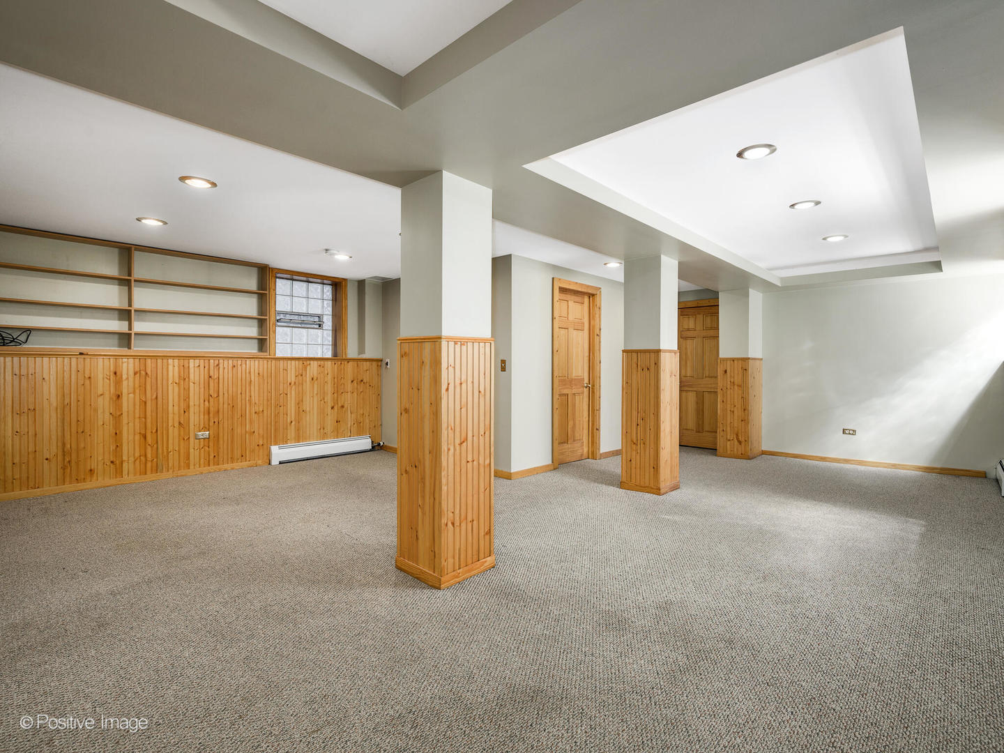 2554 W Pensacola Avenue