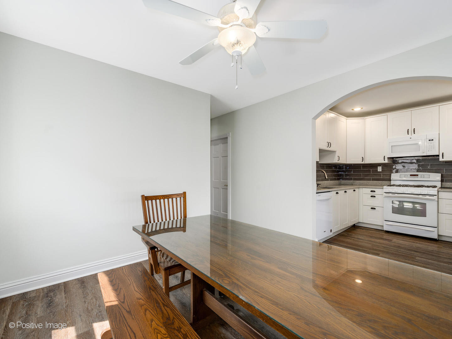 2554 W Pensacola Avenue
