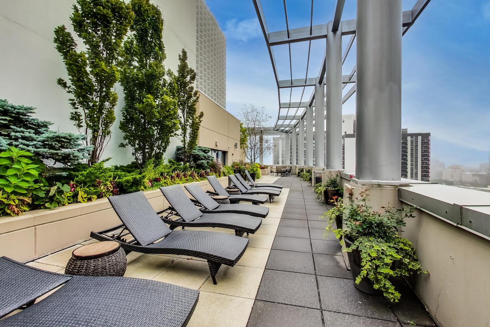 201 N Westshore Drive Unit: 1802