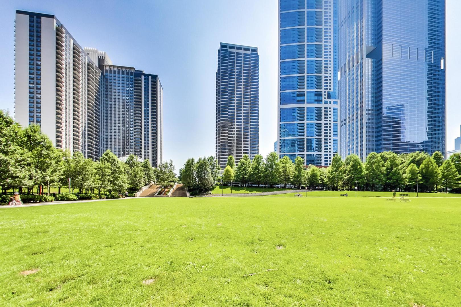 201 N Westshore Drive Unit: 1802