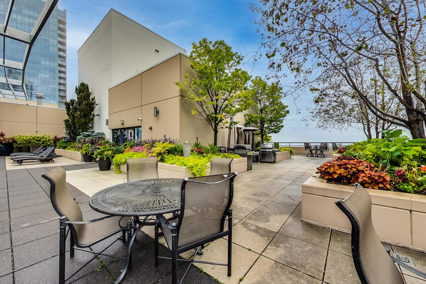 201 N Westshore Drive Unit: 1802