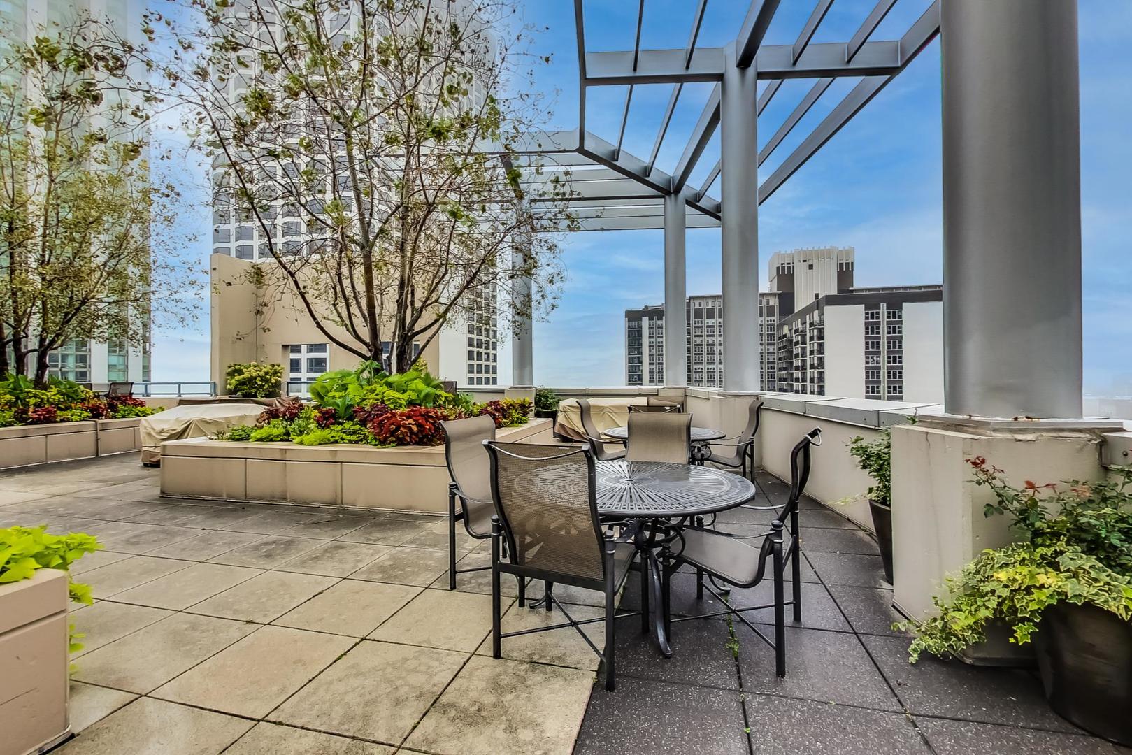 201 N Westshore Drive Unit: 1802