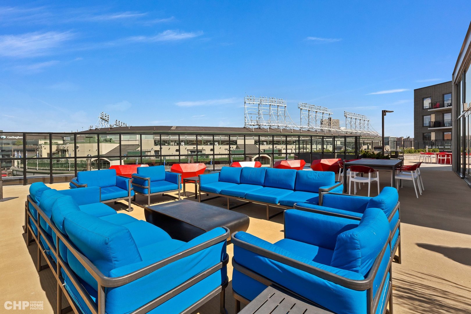 1025 W Addison Street Unit: 724