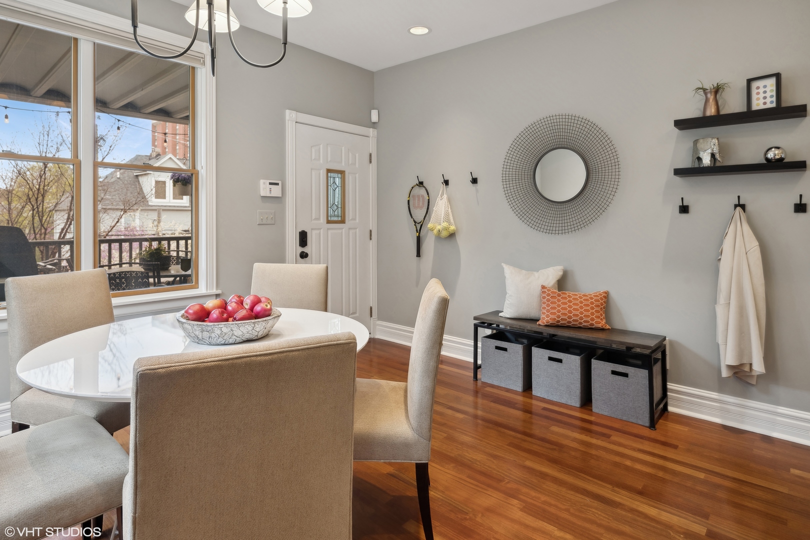 4450 N Wolcott Avenue Unit: 2