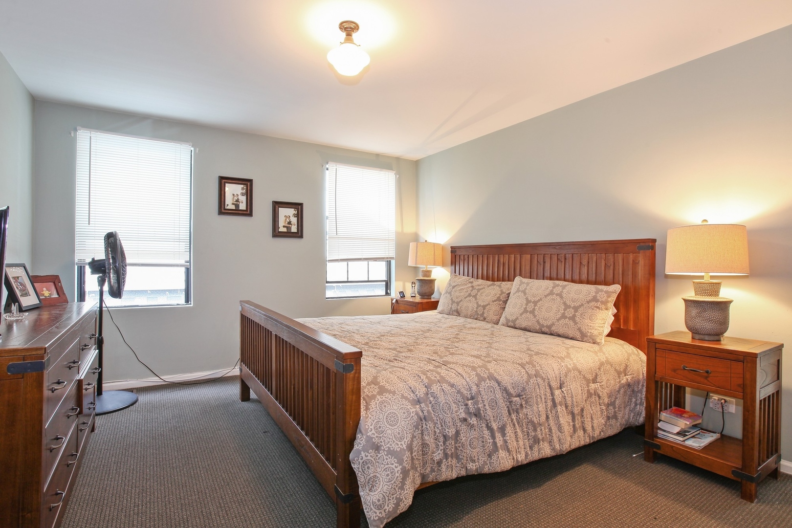 3339 N Kenmore Avenue Unit: 2