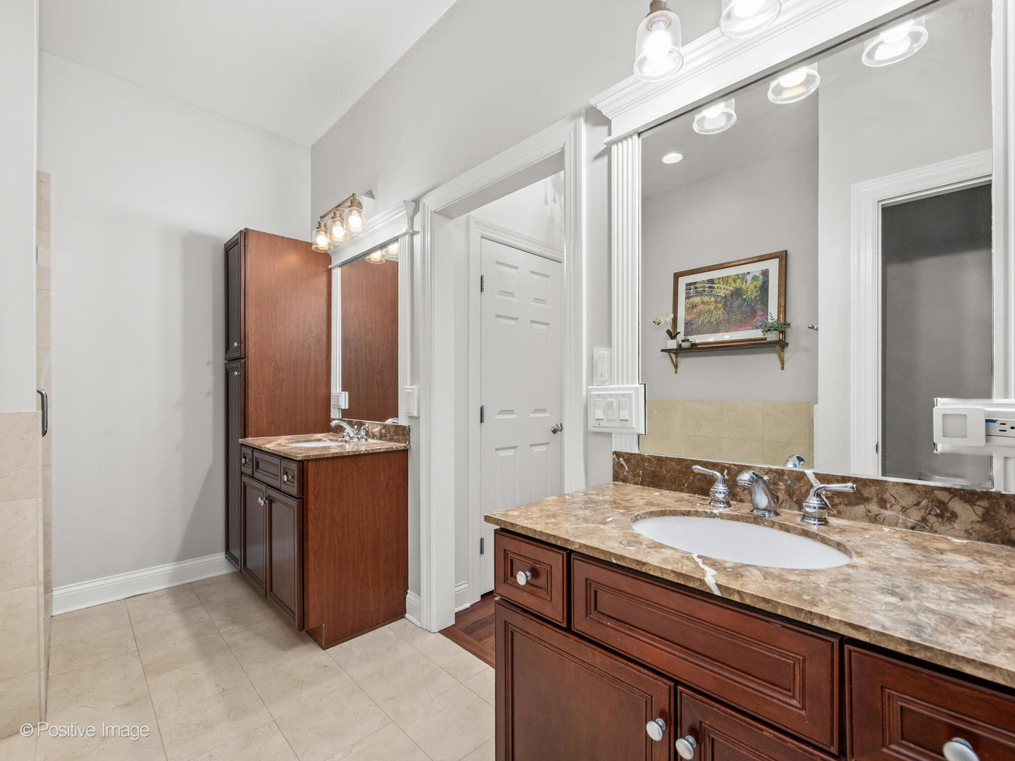 2222 W Belmont Avenue Unit: 504