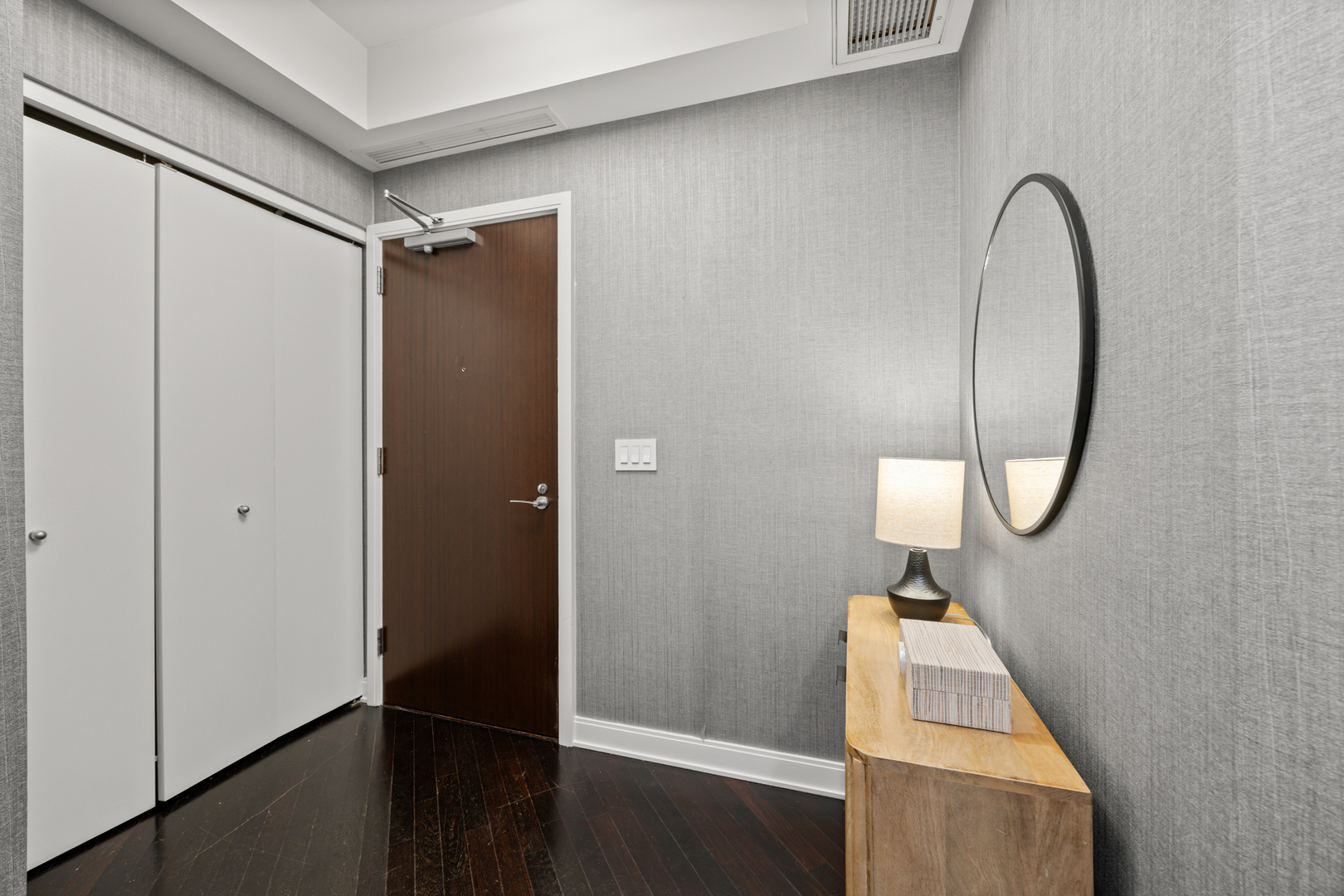 60 E Monroe Street Unit: 1602