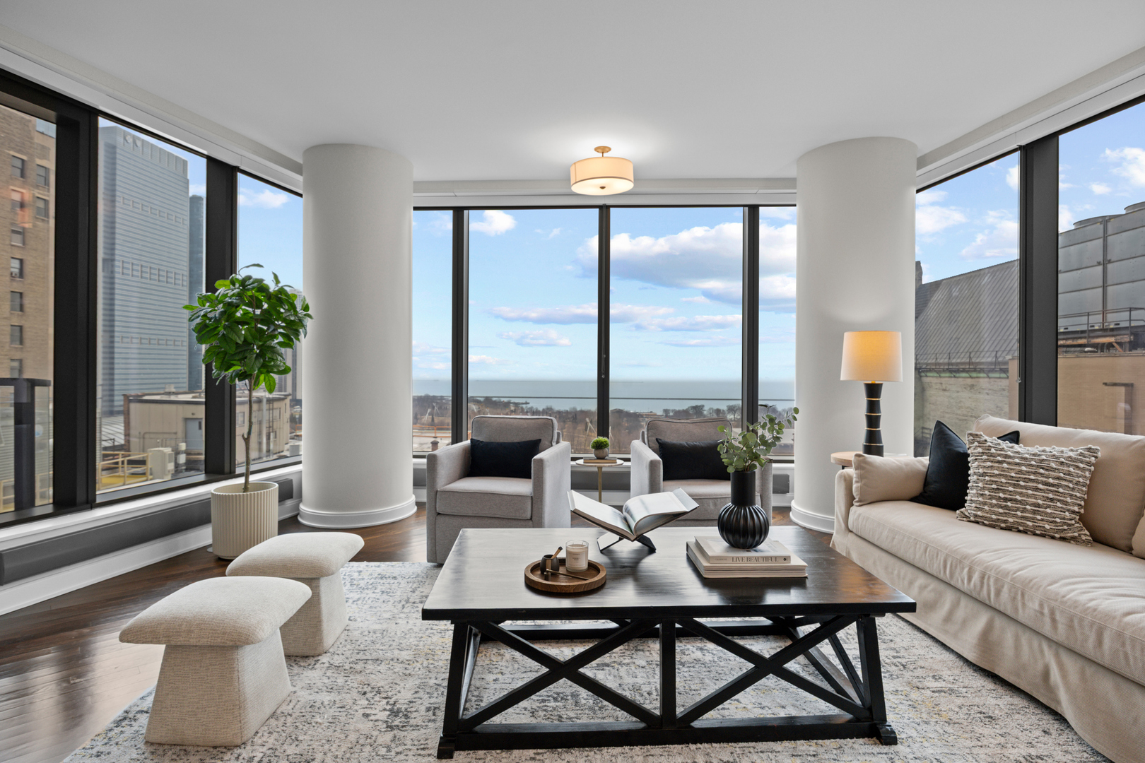 60 E Monroe Street Unit: 1602