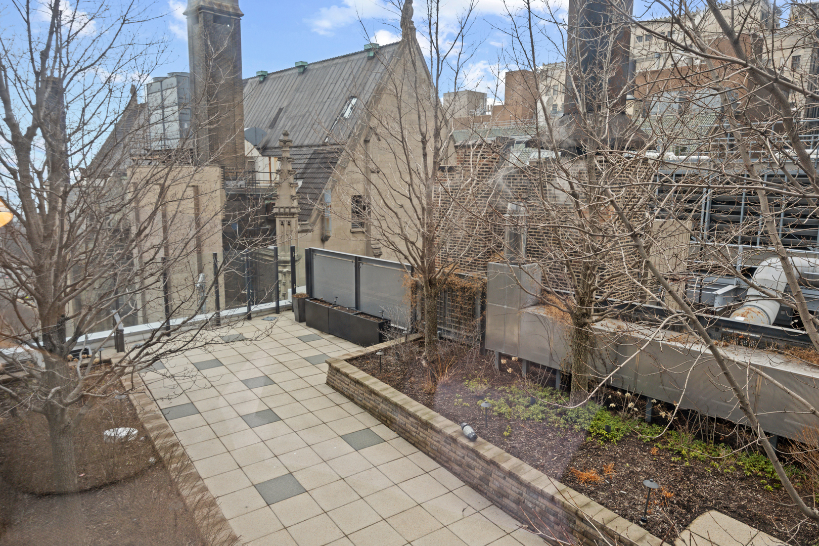 60 E Monroe Street Unit: 1602