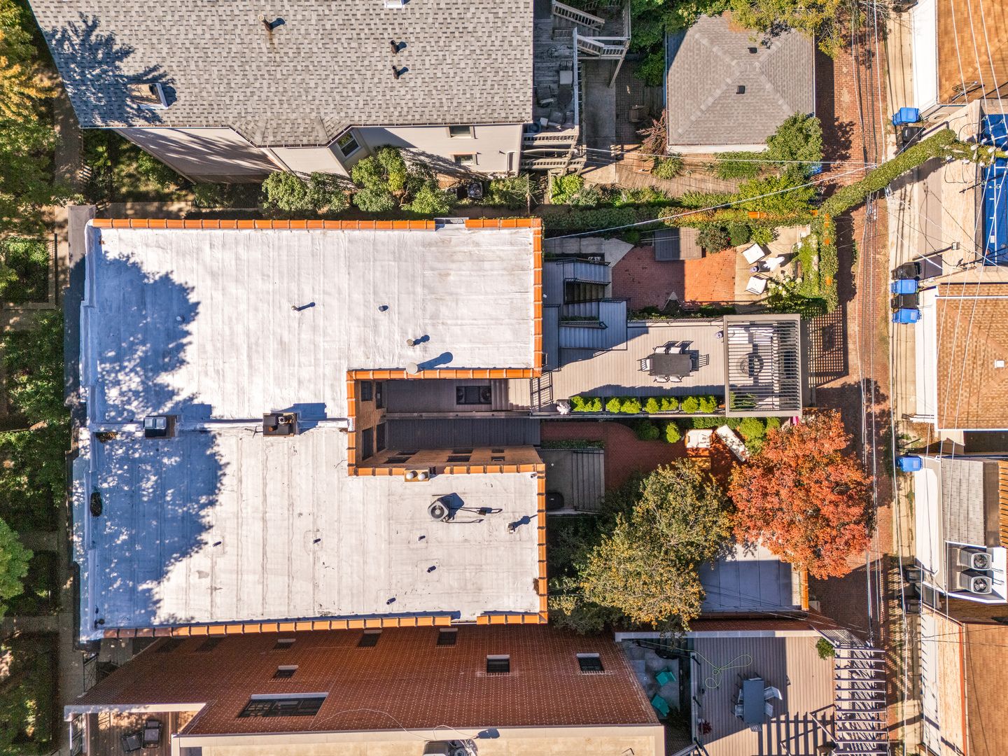 1022 W Montana Street
