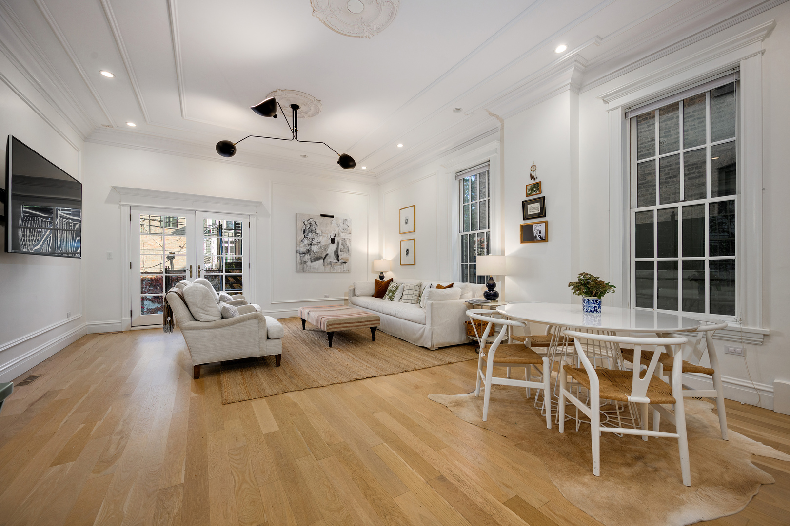1022 W Montana Street