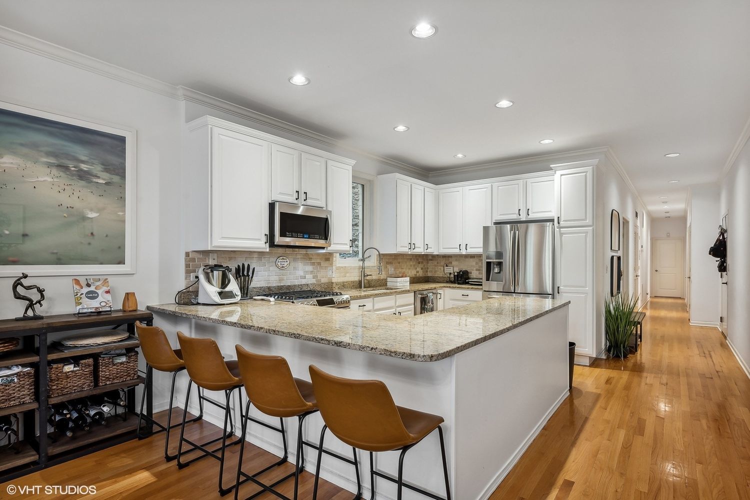 630 W Wrightwood Avenue Unit: 4W