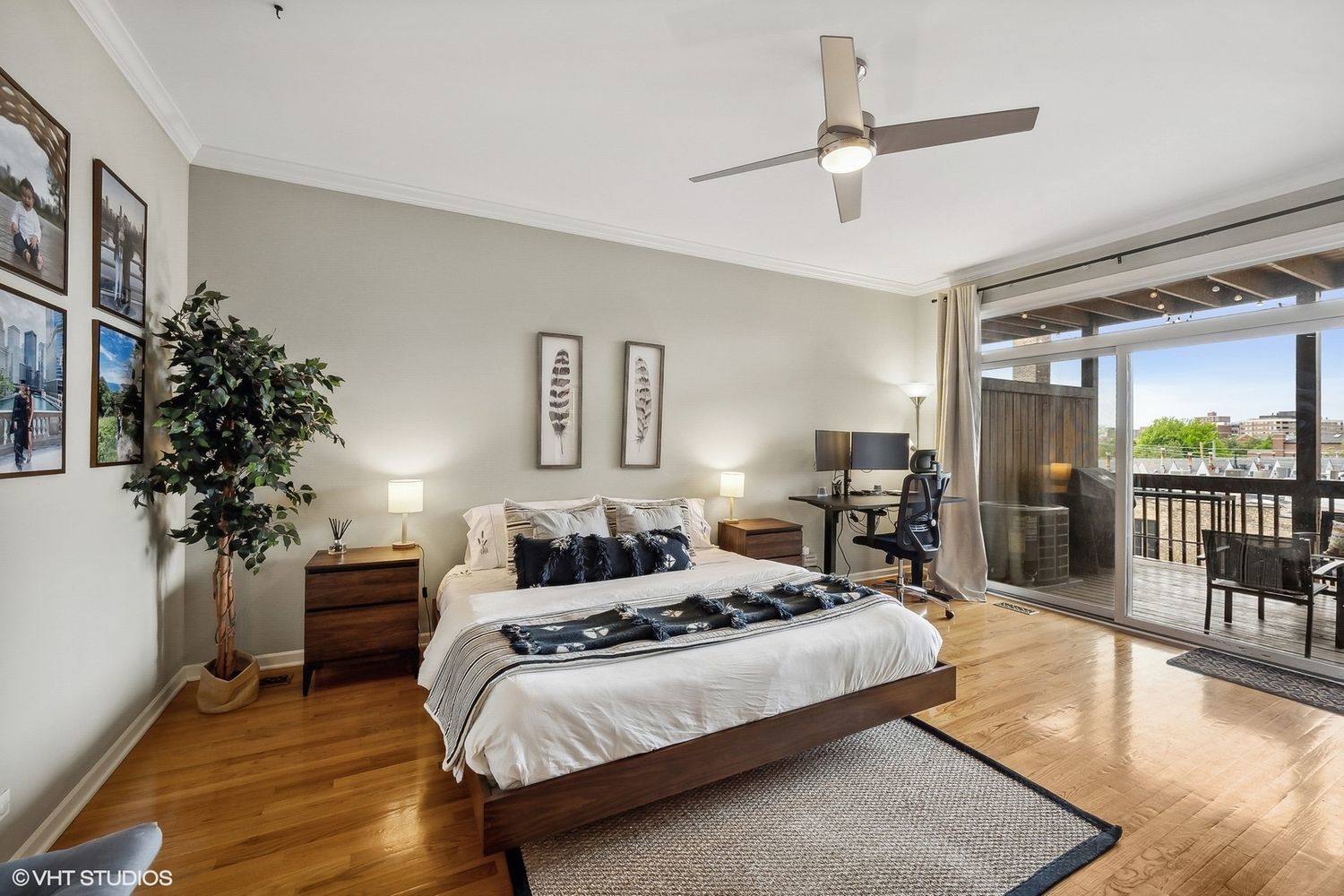 630 W Wrightwood Avenue Unit: 4W