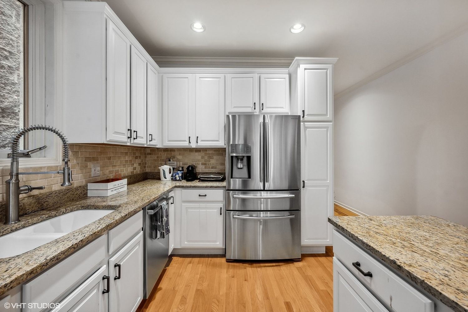 630 W Wrightwood Avenue Unit: 4W