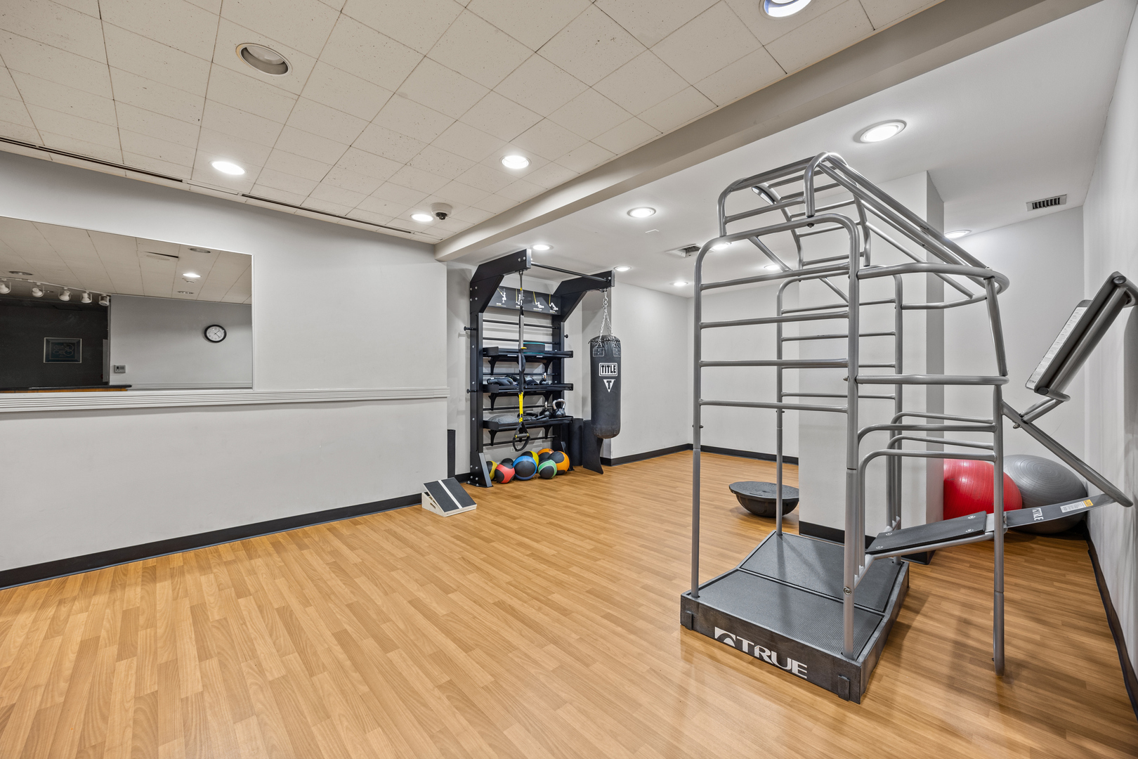 211 E OHIO Street Unit: 2623