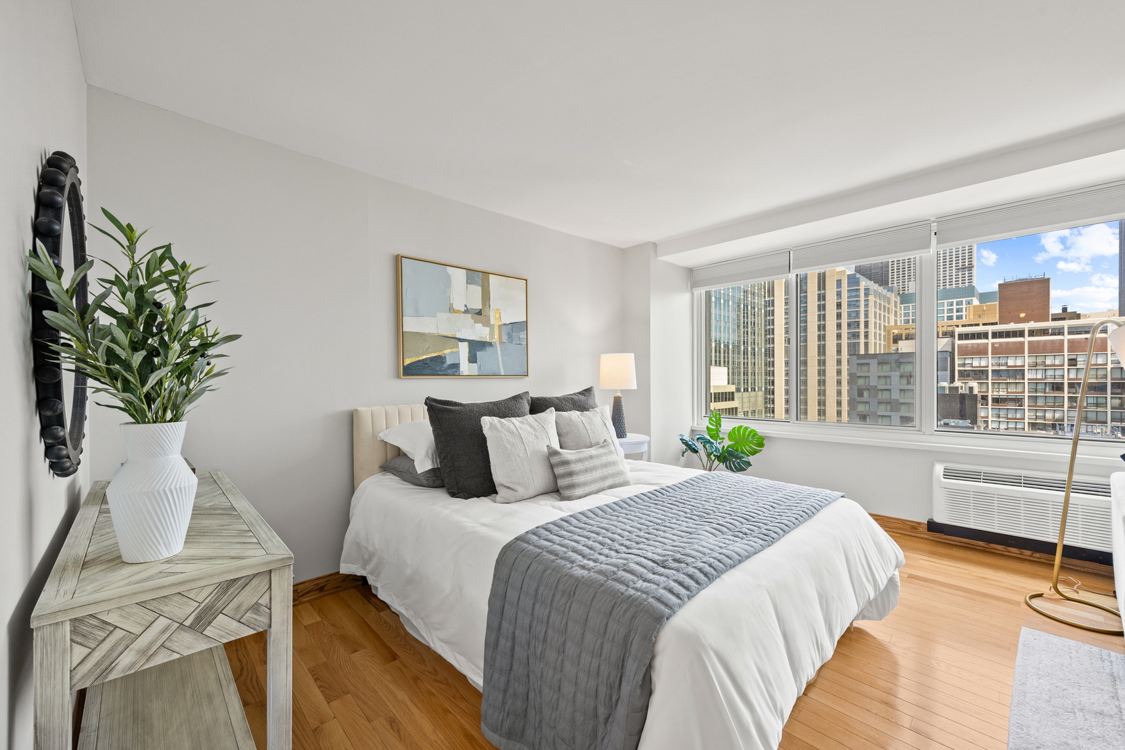211 E OHIO Street Unit: 2623
