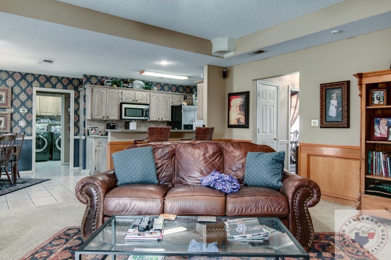 3503 Wyatt Ln