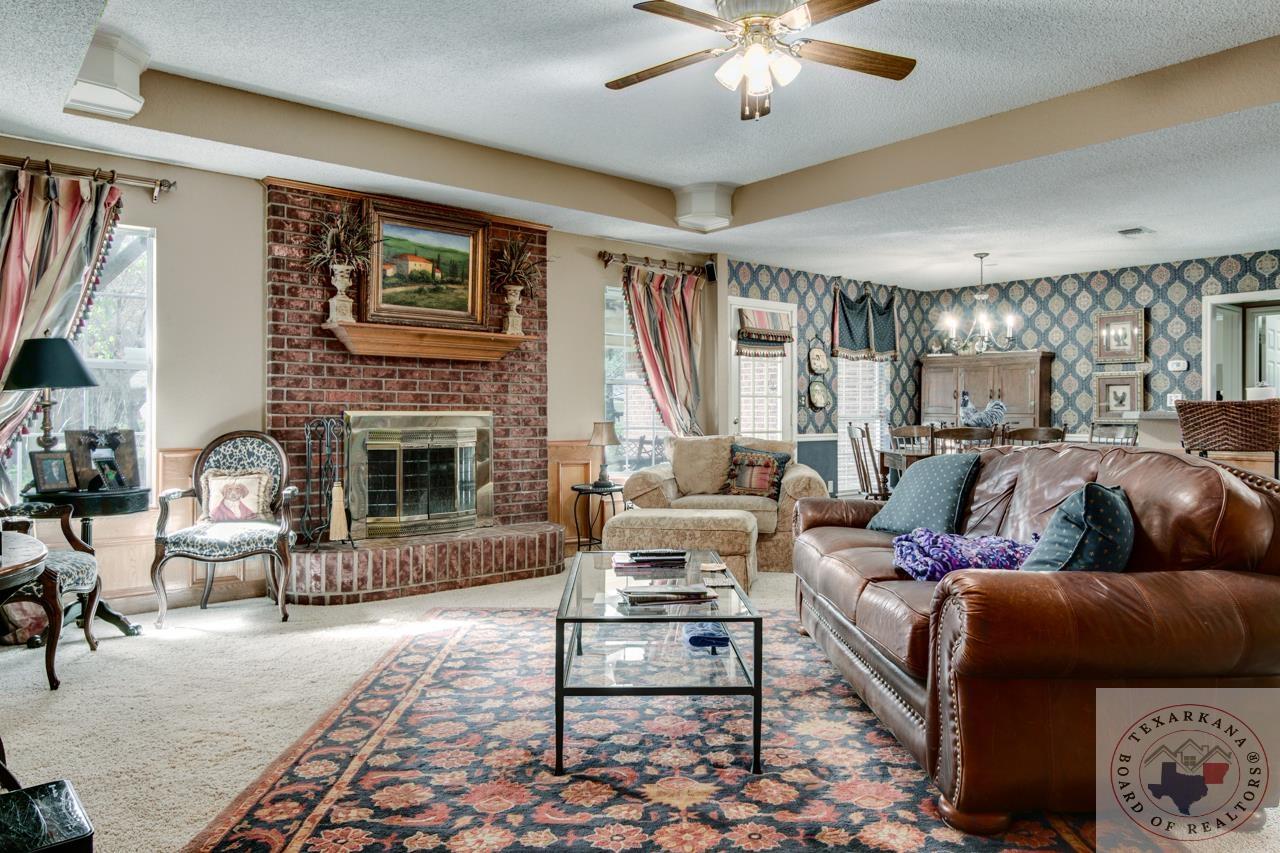 3503 Wyatt Ln