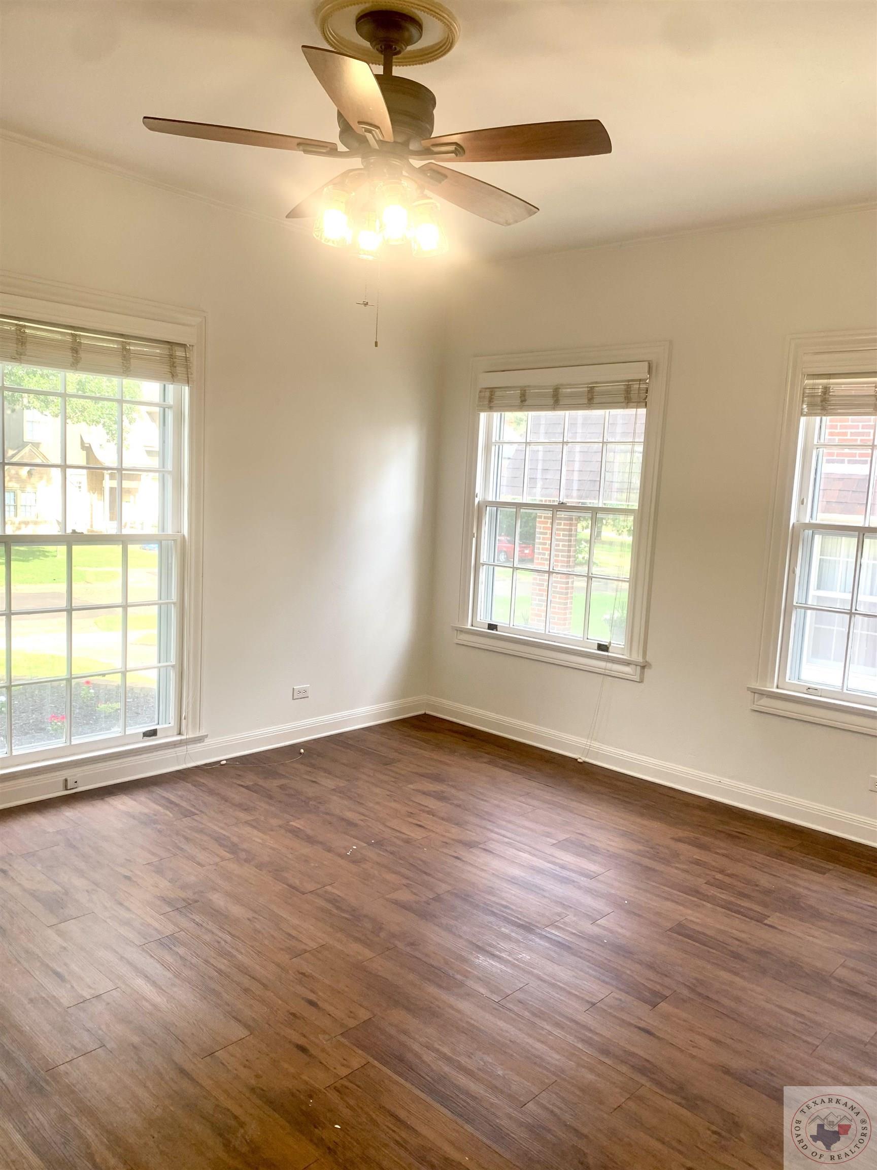 2021 Laurel St