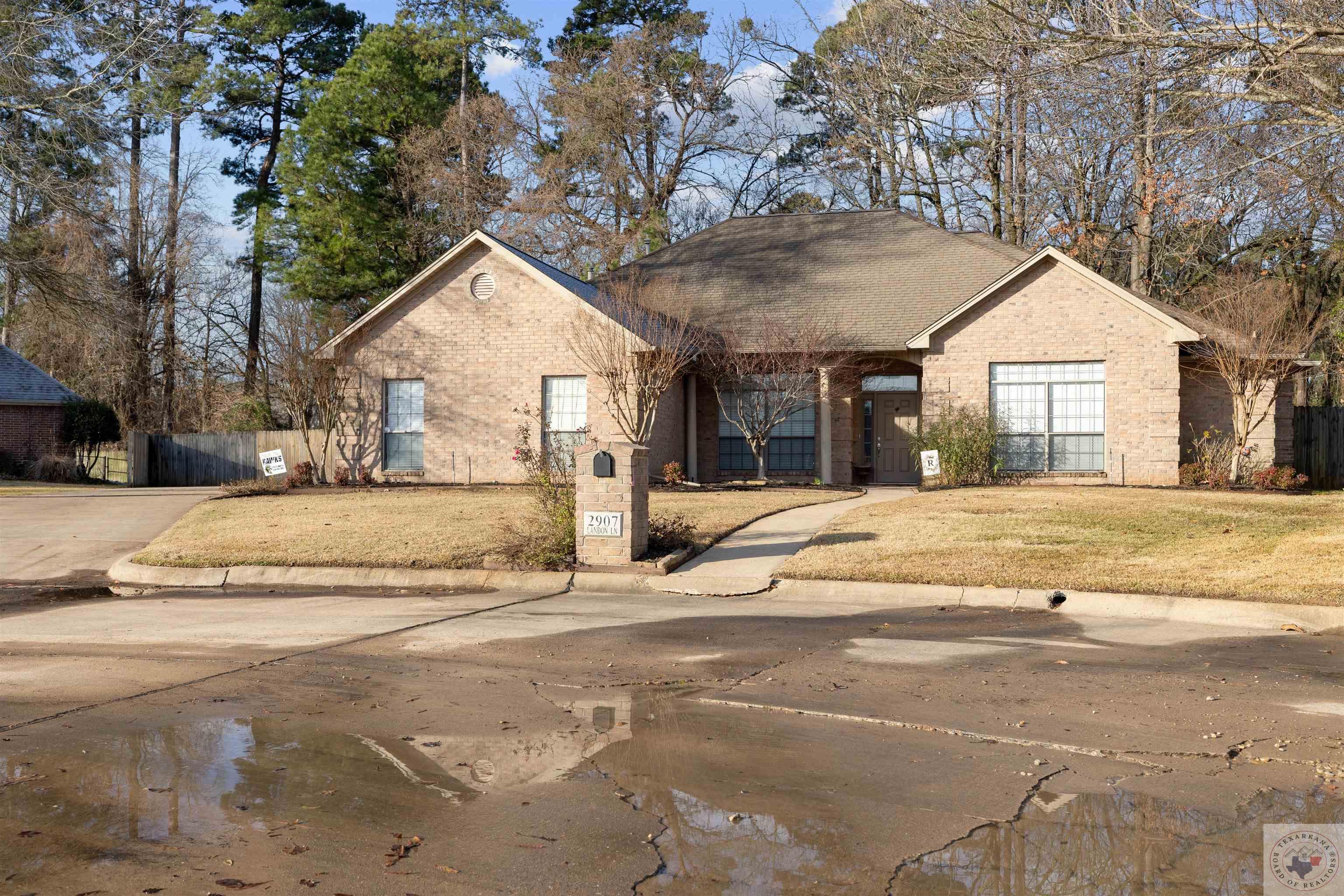 2907 Landon Ln