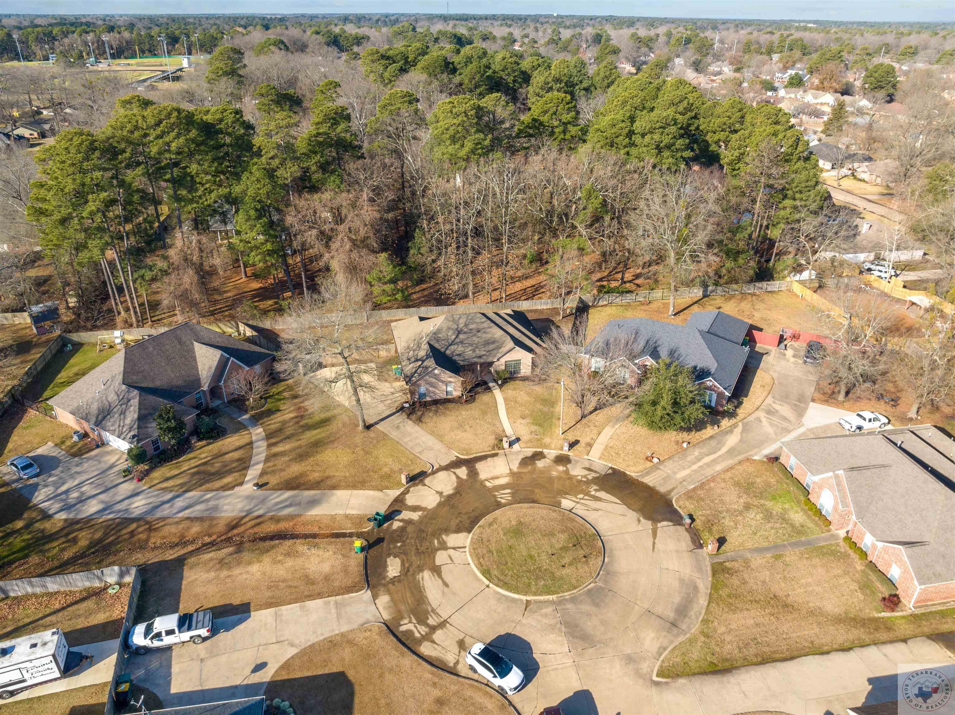 2907 Landon Ln