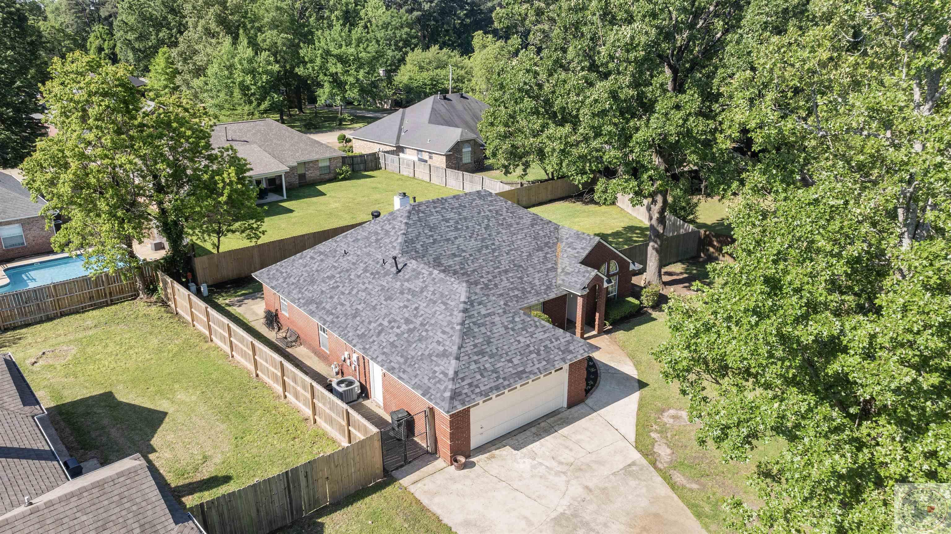 3017 Newport Ave