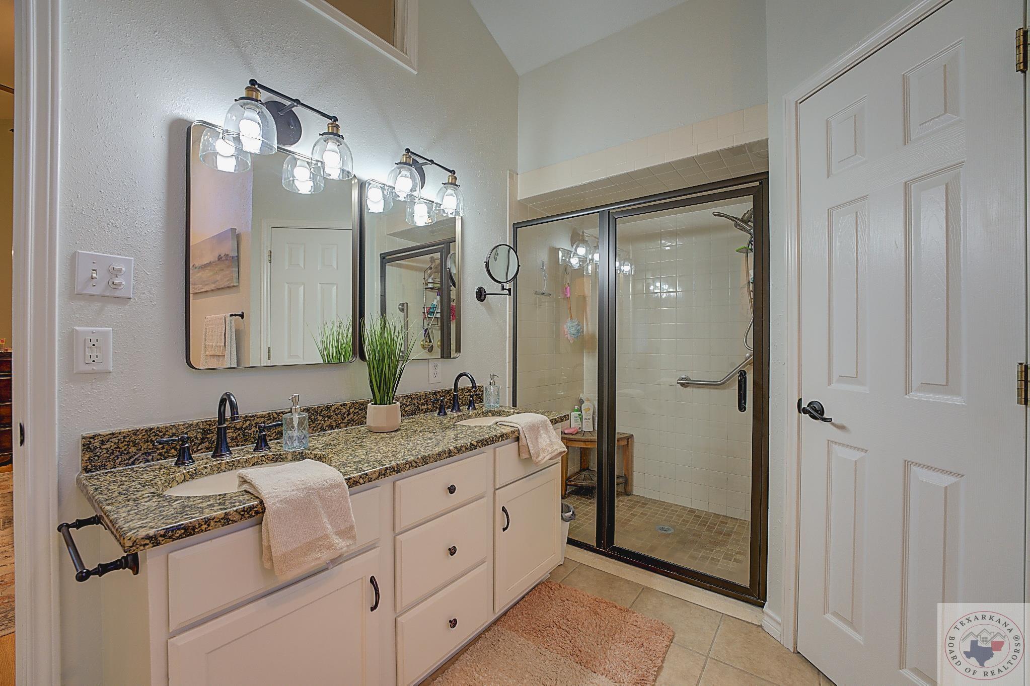 12 Dogwood Pl