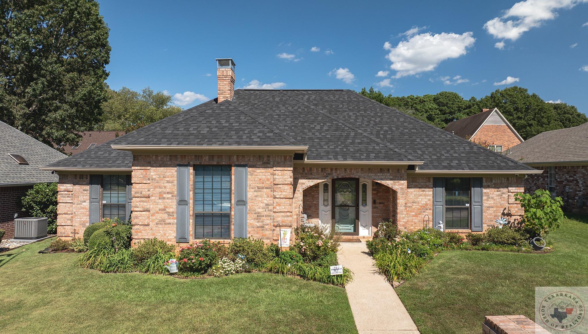 12 Dogwood Pl