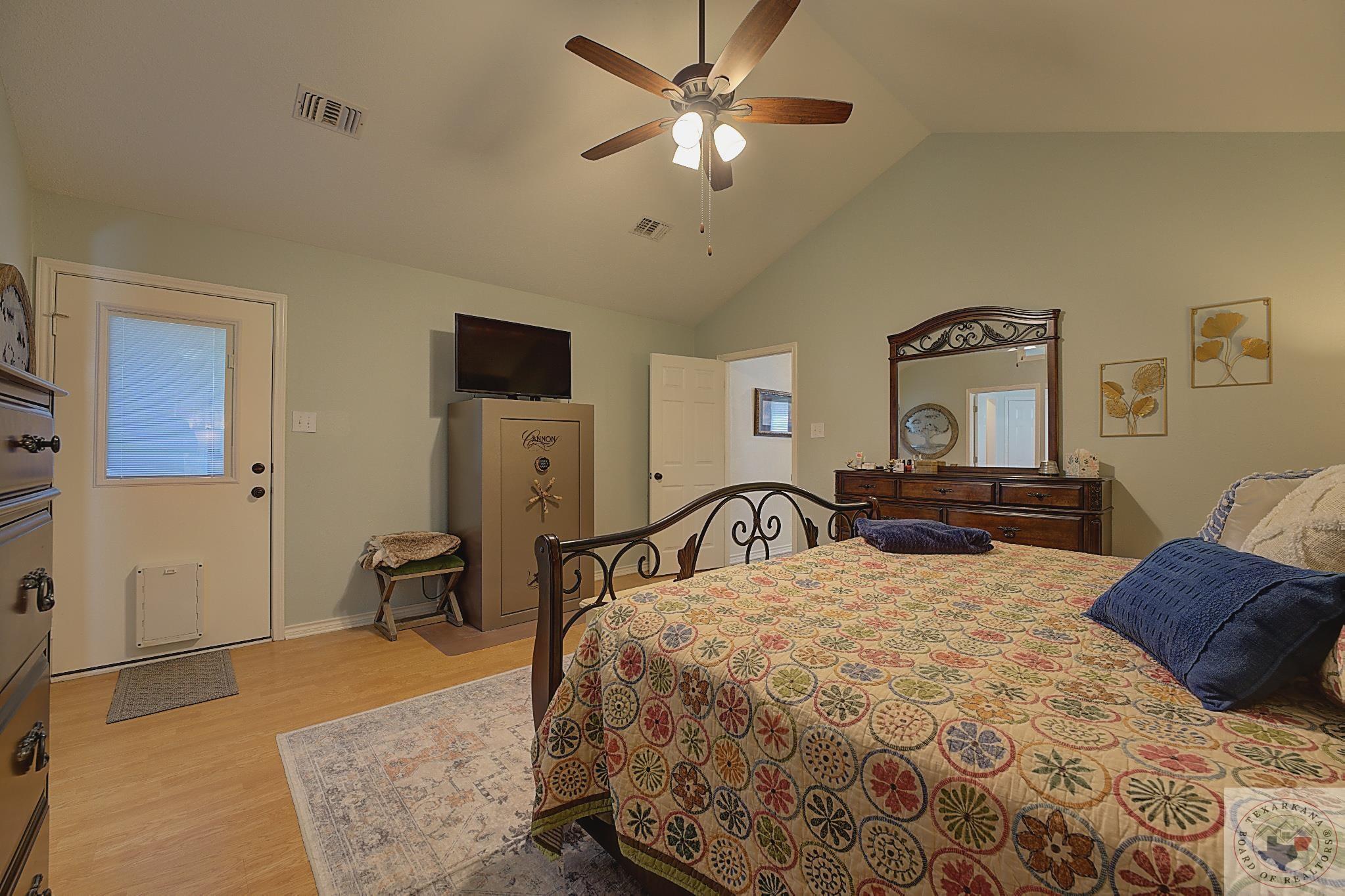 12 Dogwood Pl