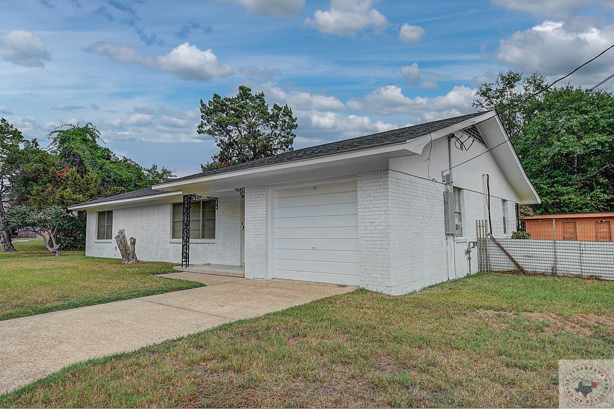 2406 Jefferson Ave